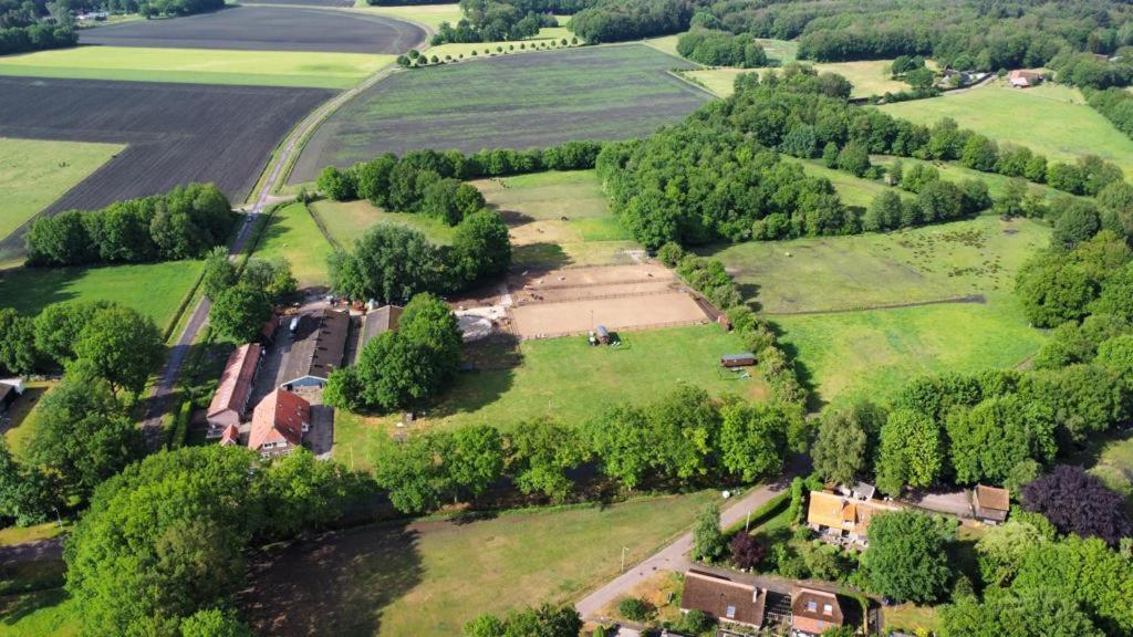 Hotel Pipowagen Het Kasteel Diever Zewnętrze zdjęcie